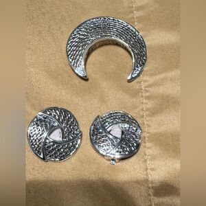 Vintage Sarah Coventry Brooch/Clip Earring Set EUC😊😊